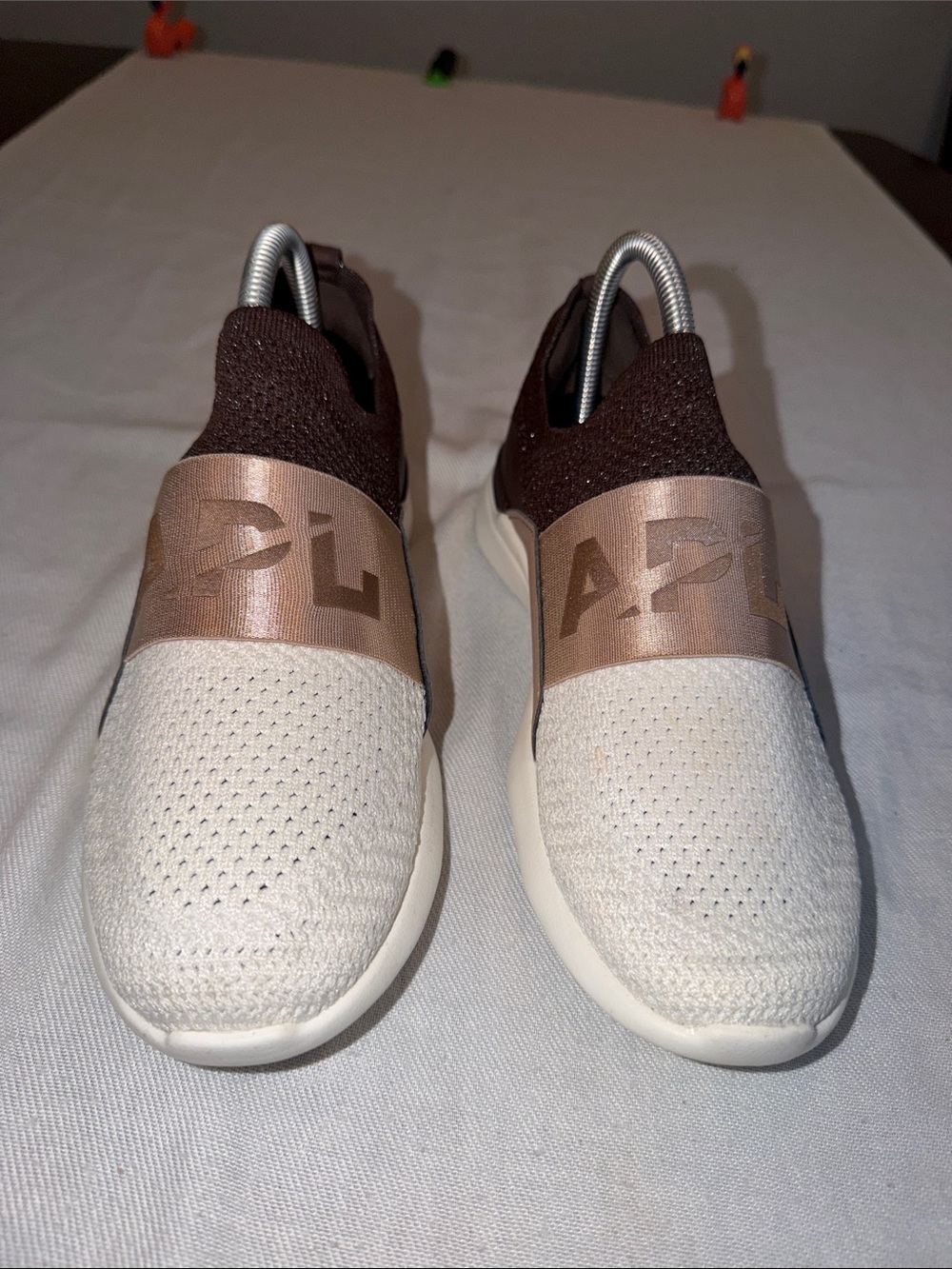 EUC APL Techbloom Bliss Sneakers SZ 7 Brown mauve and white